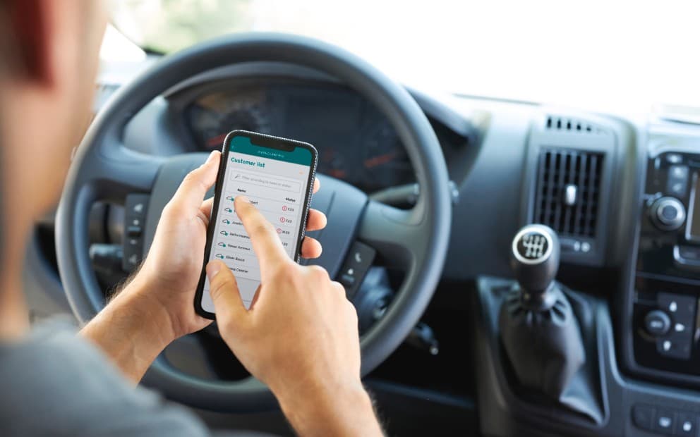 myVaillant Pro app op telefoon in de werkbus