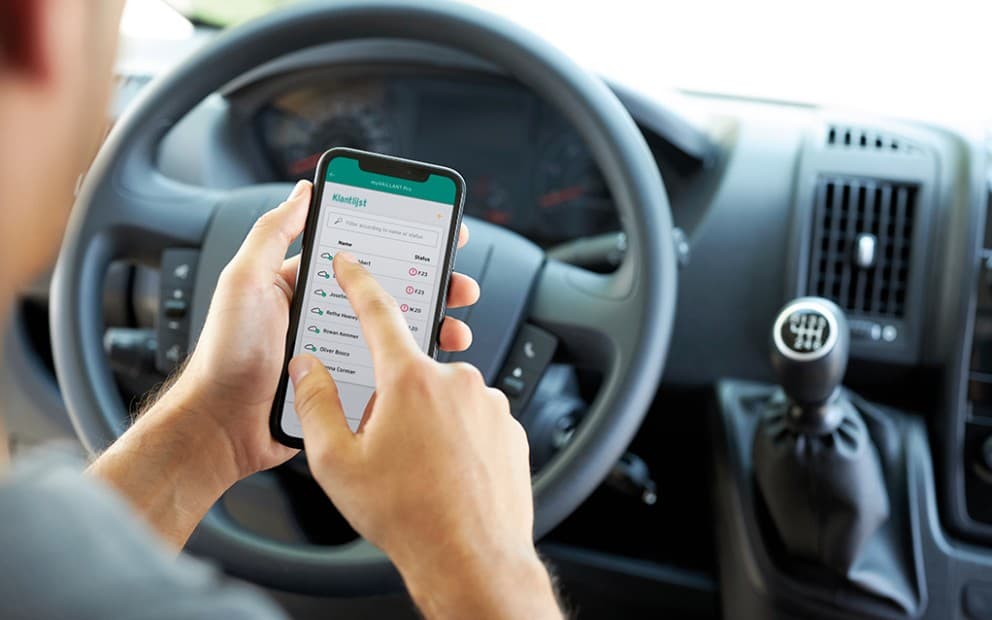 myVAILLANT Pro app in de bus