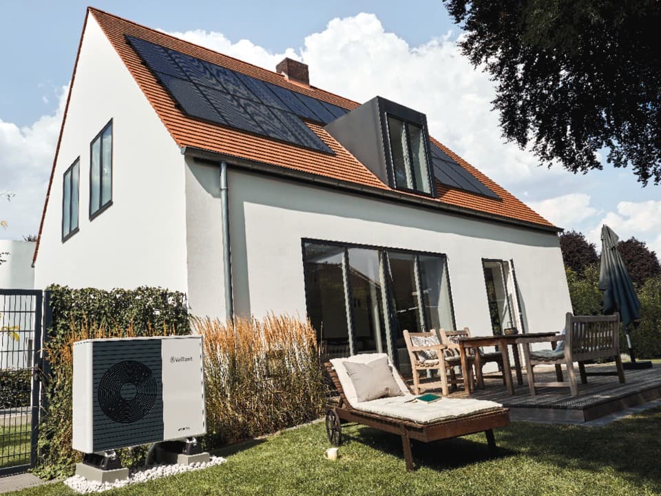 Eengezinswoning met fotovoltaïsch en warmtepompsysteem.